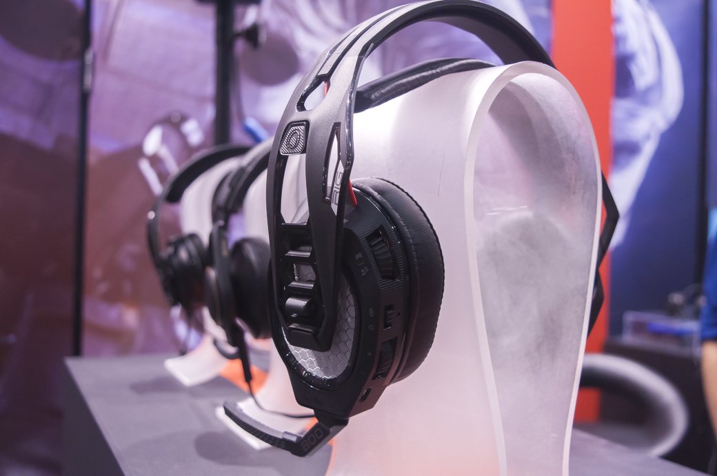 Гарнитуры Plantronics на «ИгроМир» 2016 - Изображение 5 Гарнитуры Plantronics на «ИгроМир» 2016 - Изображение 5