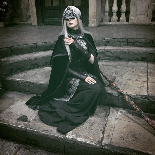Пламенный косплей Хранительницы огня из Dark Souls 3 - Изображение 3 Пламенный косплей Хранительницы огня из Dark Souls 3 - Изображение 3